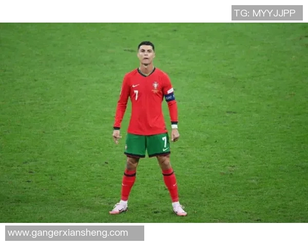 足球场上的魅力风采 谁是最帅的球星你心中的第一人选